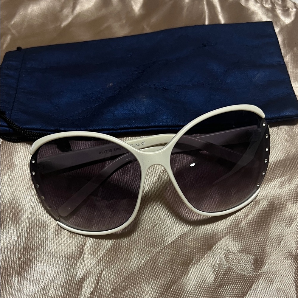 Stylish White Sunglasses with Case